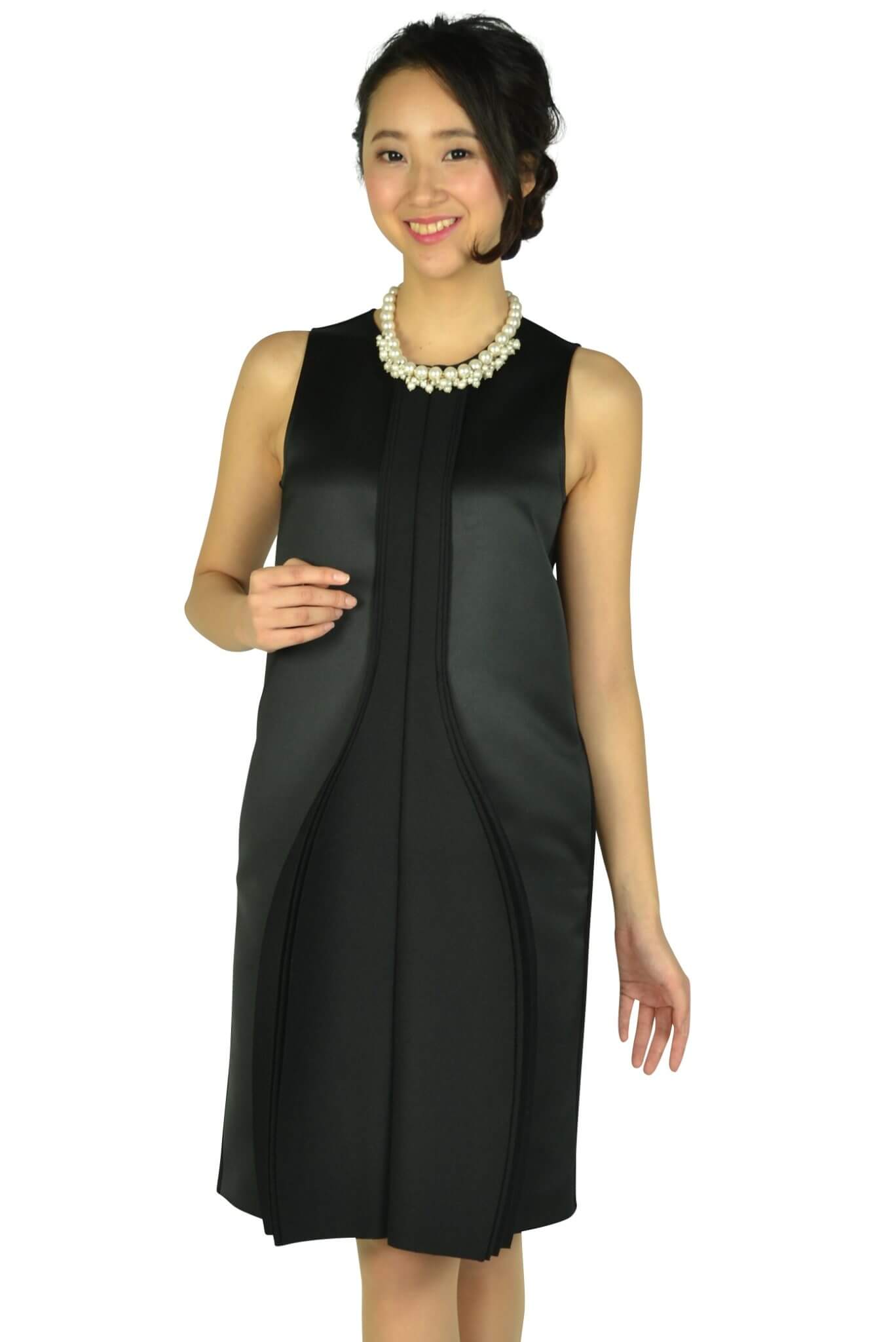 エンポリオ アルマーニ （EMPORIO ARMANI）ハイデザインブラックドレス