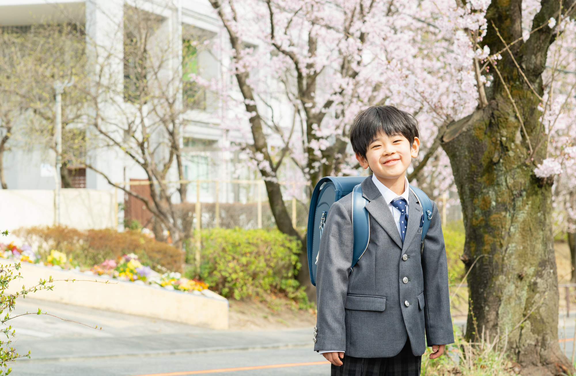 入学式の男の子