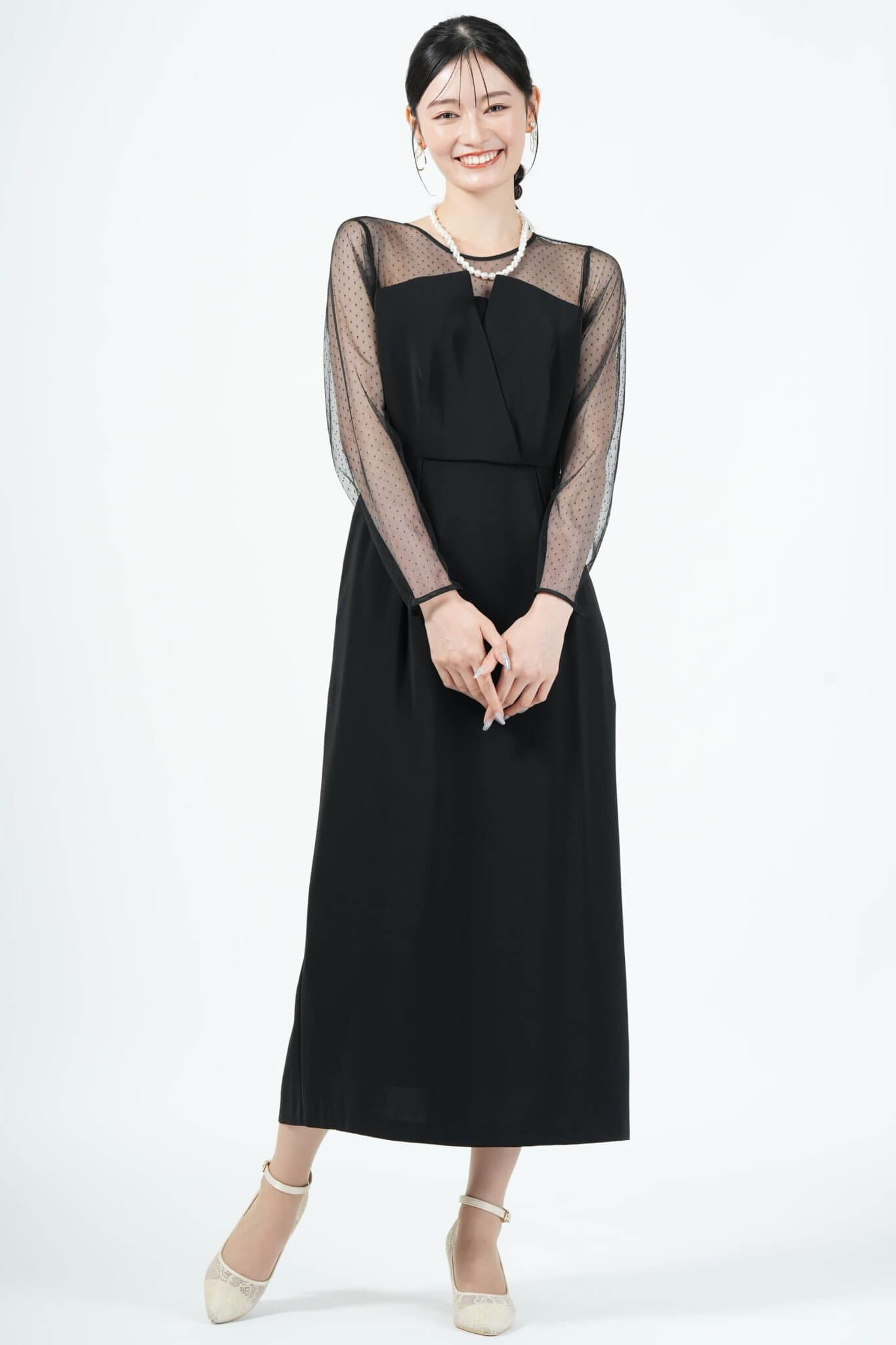 UNITED ARROWS green label relaxing
レイヤード風ドットチュールブラックドレス