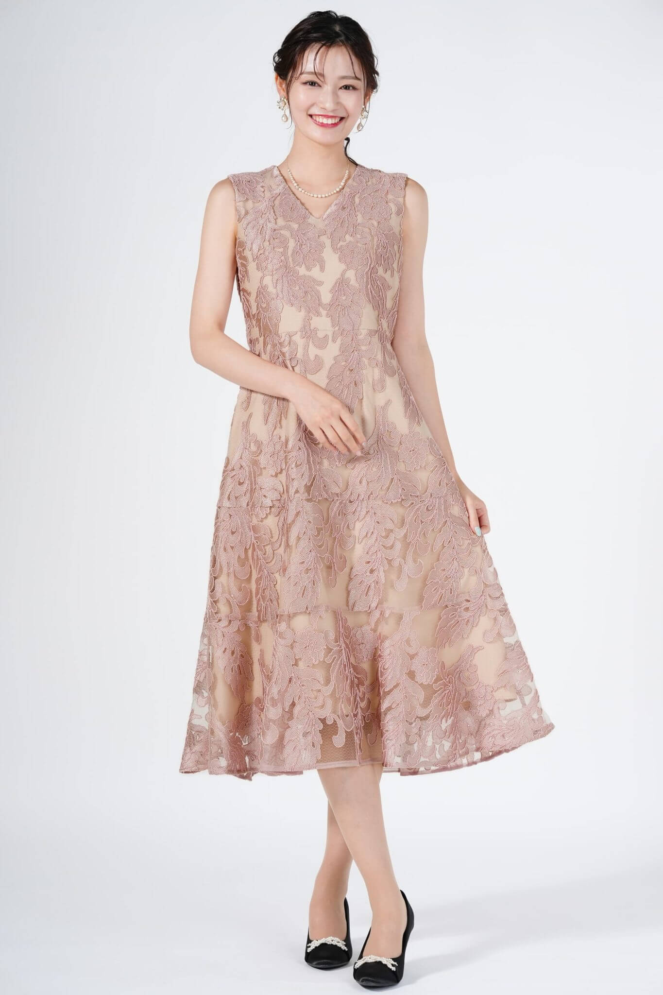 GRACE CONTINENTAL立体コード刺繍フレアピンクドレス