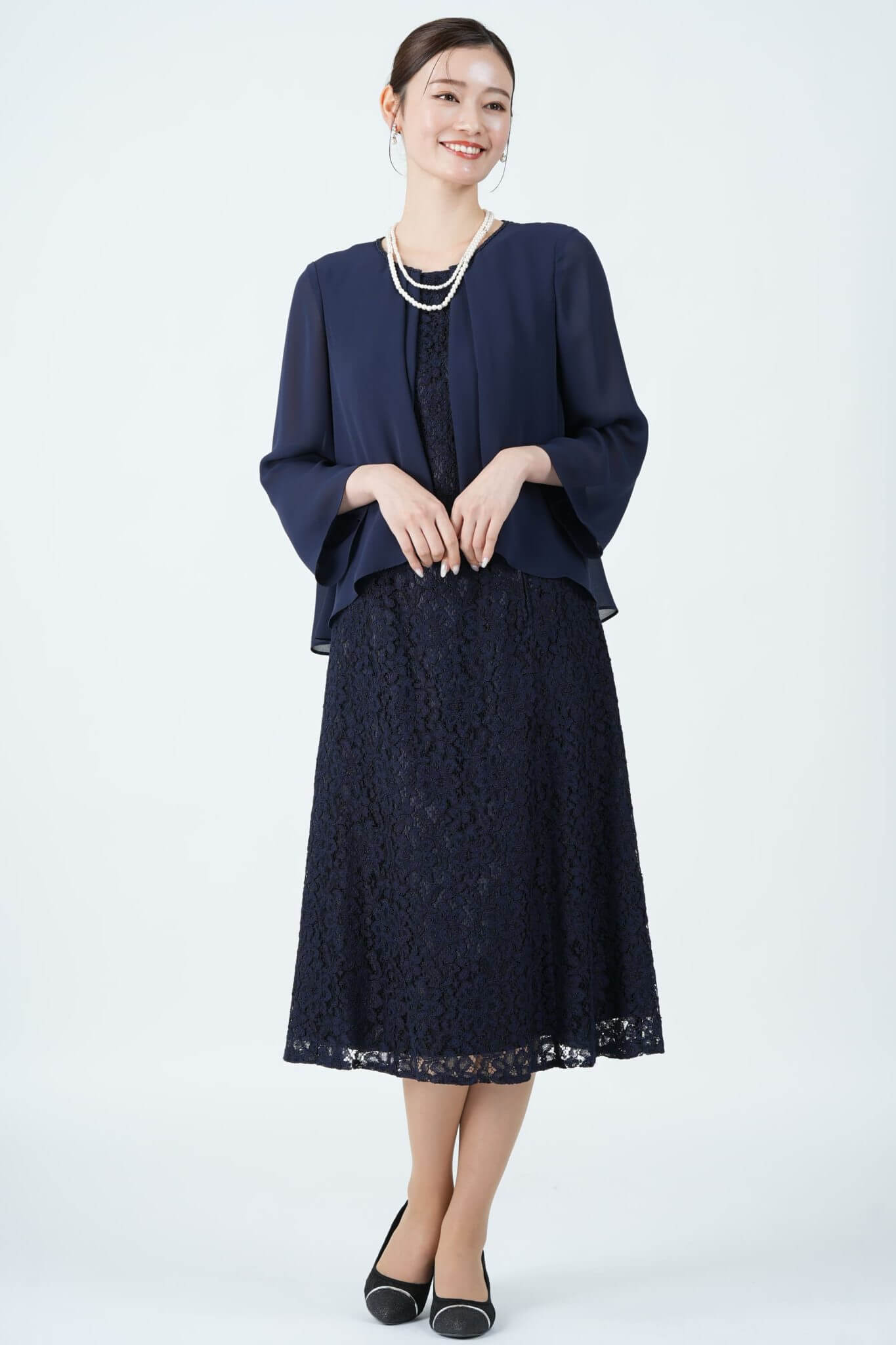 Apploberry 東京ソワール
シフォンカバーアップ×総レースネイビードレス